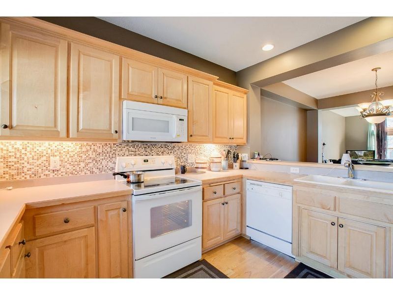 754 Parkside Ln, Columbia Heights, MN 55421