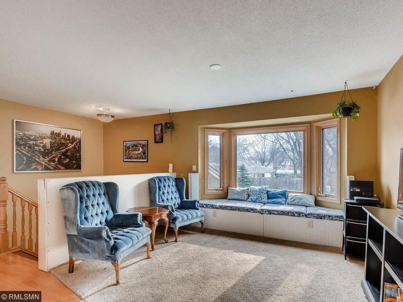 8845 Irving Ave N, Brooklyn Park, MN 55444