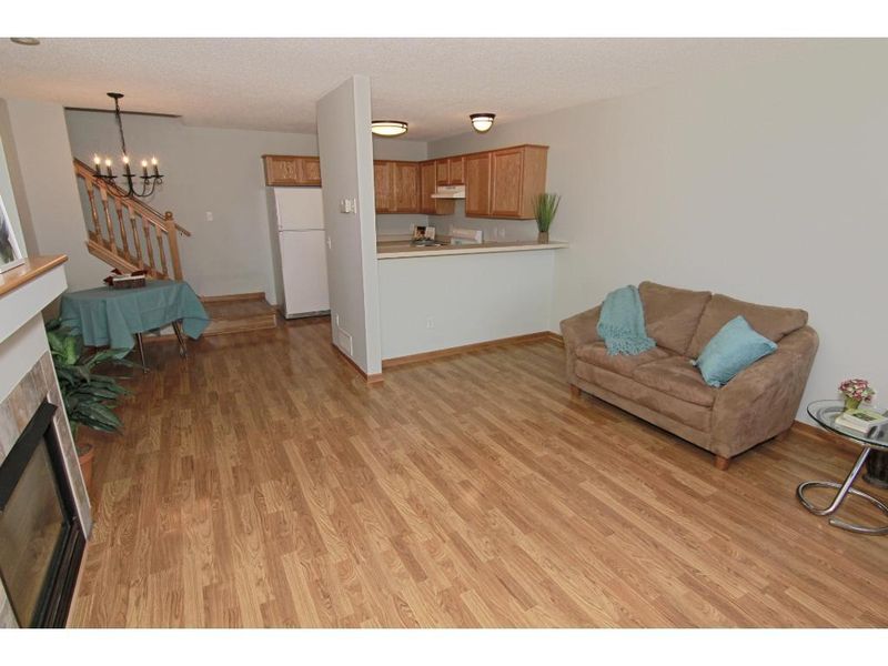 477 Aqua Cir #814, Lino Lakes, MN 55014