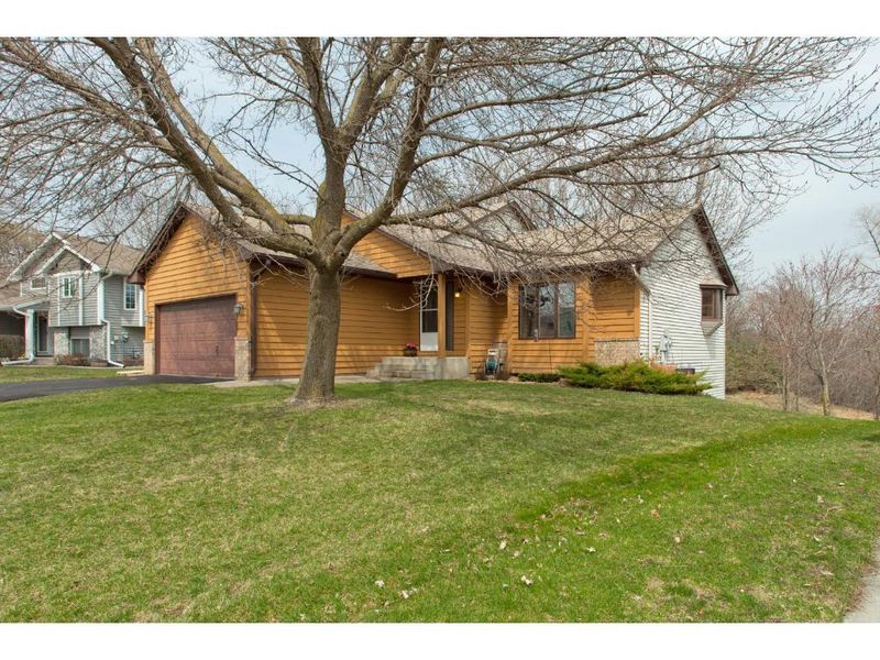 4794 Aspen Dr, Savage, MN 55378