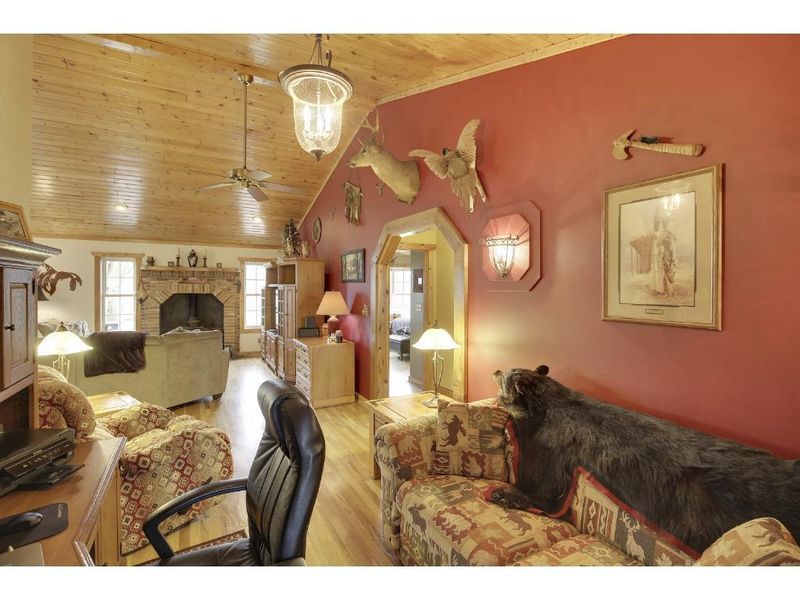 28527 116th St, Princeton, MN 55371