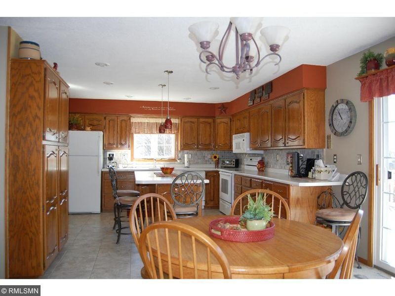250 Johnson Ave NW, Cokato, MN 55321