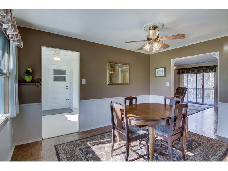 2233 Mcmenemy St, Little Canada, MN 55117