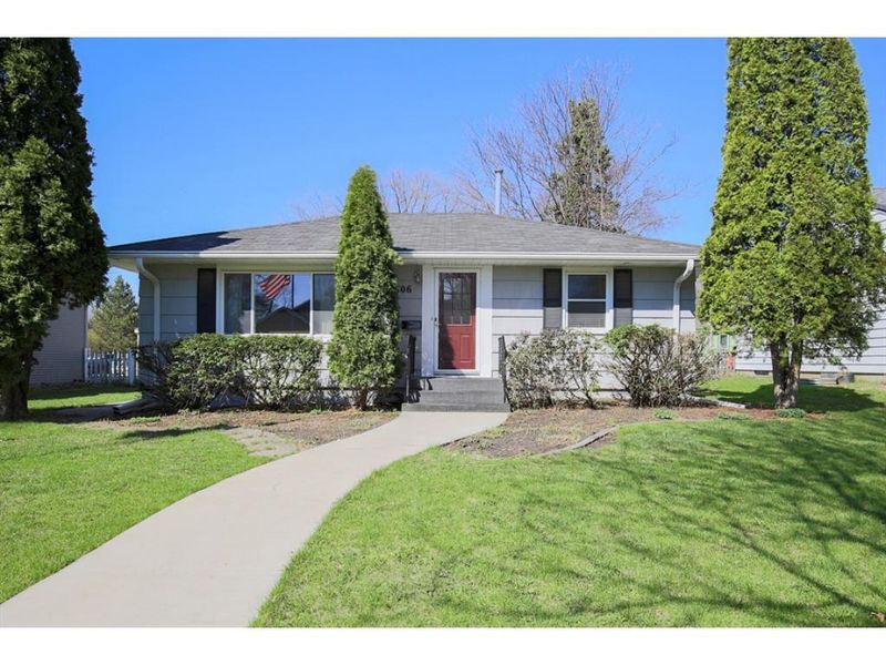 306 13th Ave N, Hopkins, MN 55343