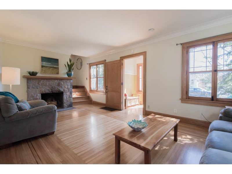 4624 14th Ave S, Minneapolis, MN 55407