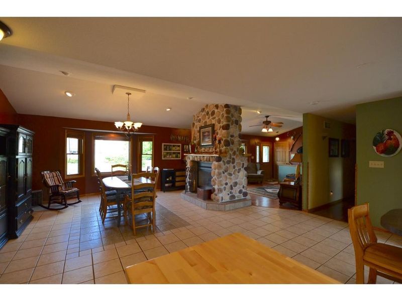 897 3rd Ave, Goodhue, MN 55027