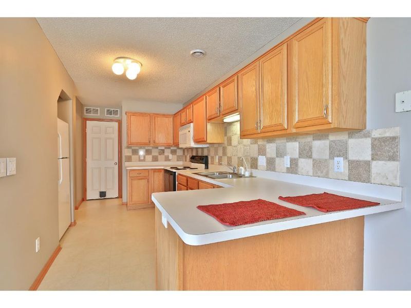 8824 92nd St S, Cottage Grove, MN 55016