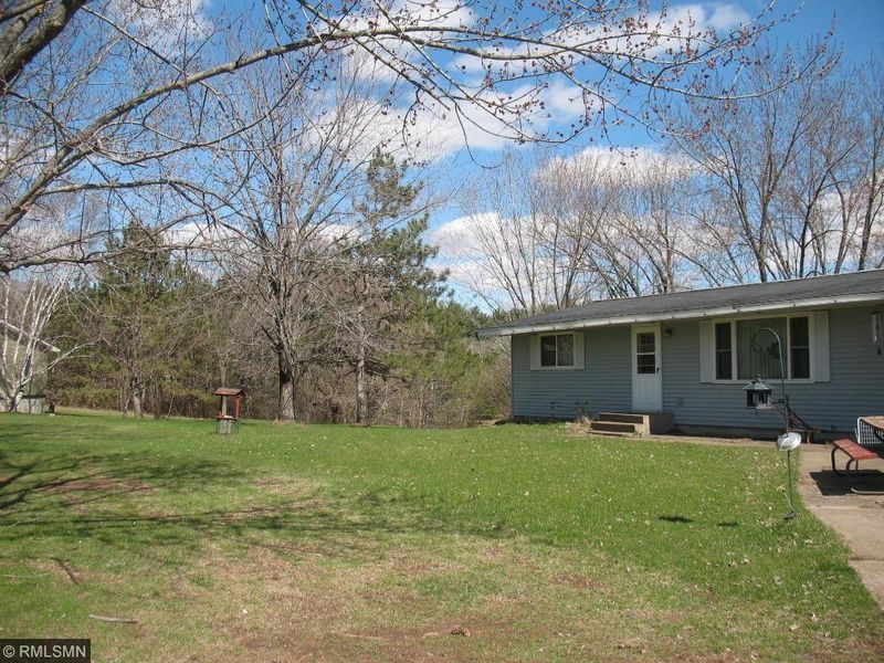 2104 Joplin St, Mora, MN 55051