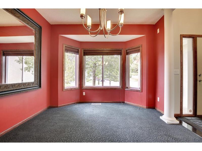 1513 Deerwood Bend, Eagan, MN 55122