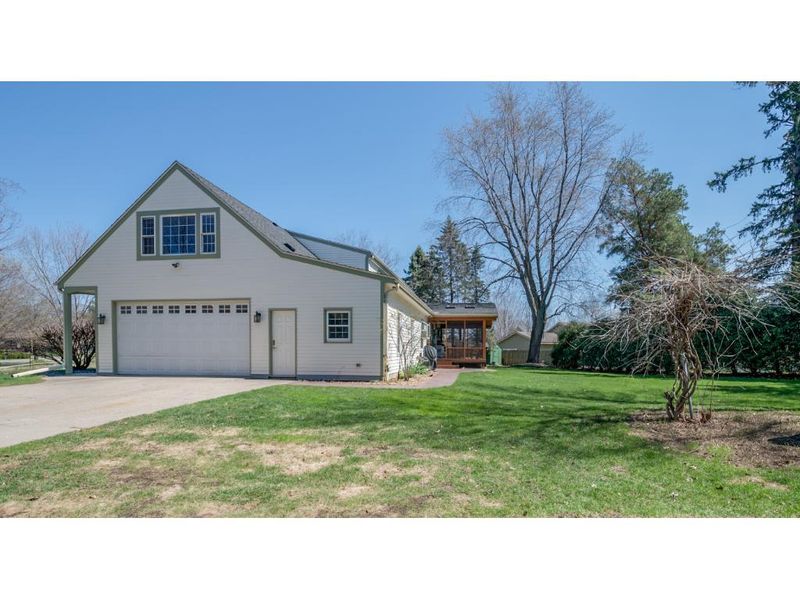 1304 Washington St, Northfield, MN 55057