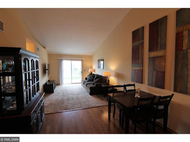 21730 Linden Way, Rogers, MN 55374