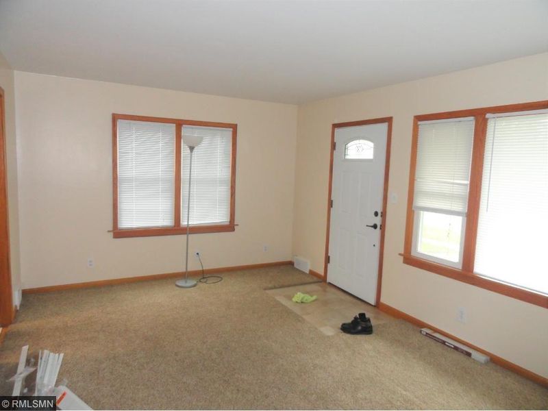 2218 3rd Street E, Saint Paul, MN 55119