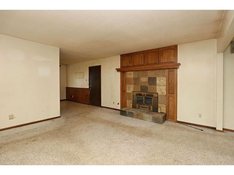 14091 Elmira Ct, Apple Valley, MN 55124