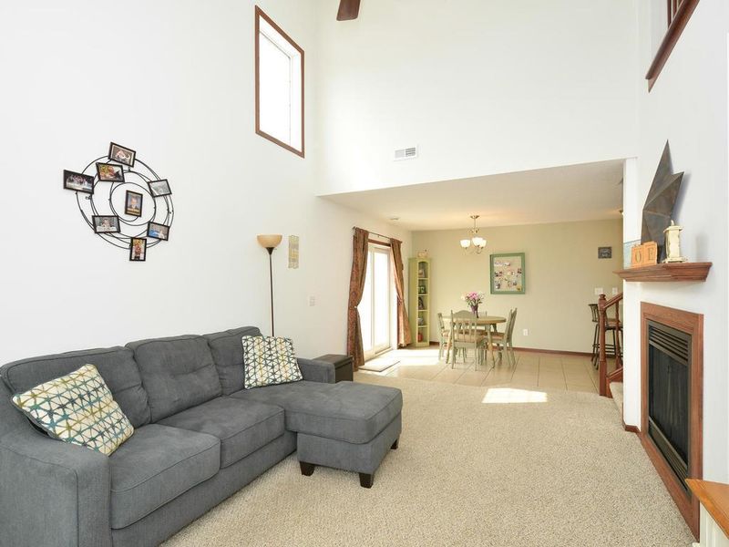 10677 NE 74th St, Albertville, MN 55301