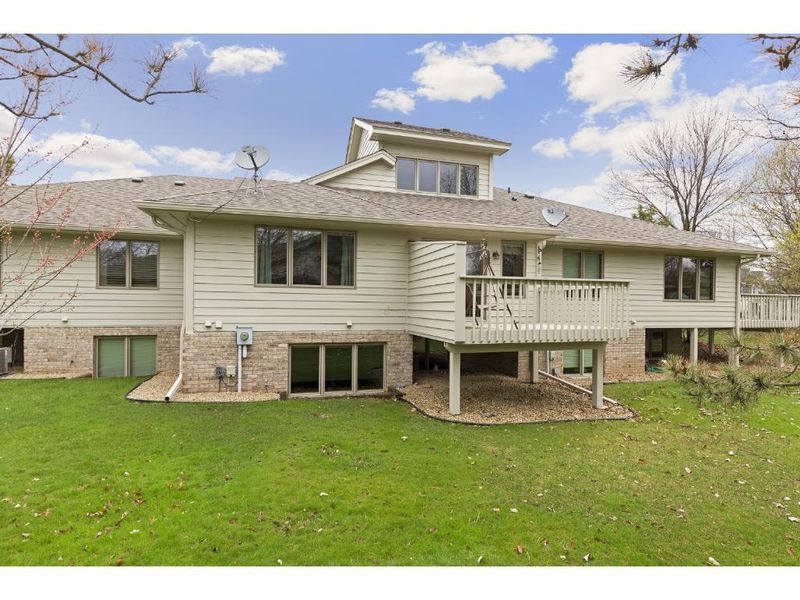 4154 Starbridge Ct, Eagan, MN 55122