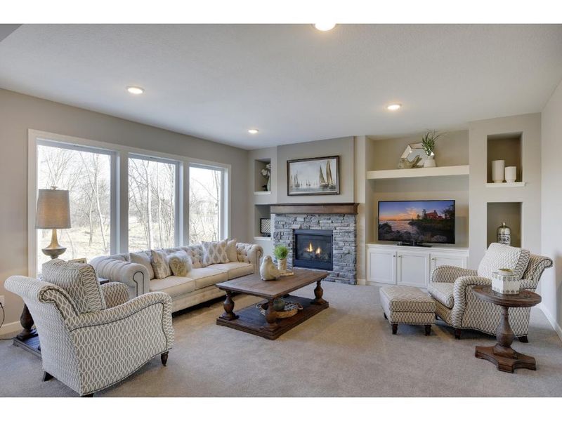 10048 Walnut Grove Ln N, Maple Grove, MN 55311