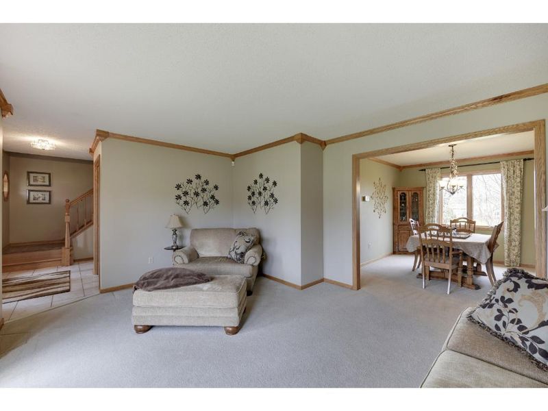 8322 Archer Ln N, Maple Grove, MN 55311