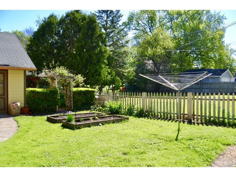 809 East Ave, Red Wing, MN 55066