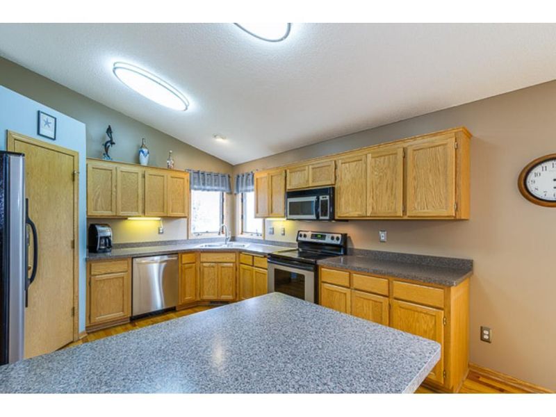 14677 Trotters Trl NE, Prior Lake, MN 55372