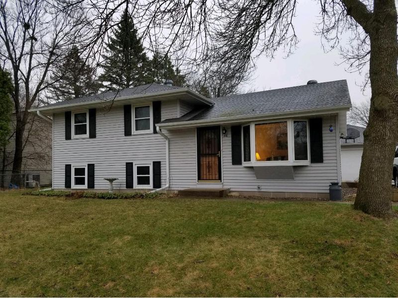 416 117th Ave NW, Coon Rapids, MN 55448