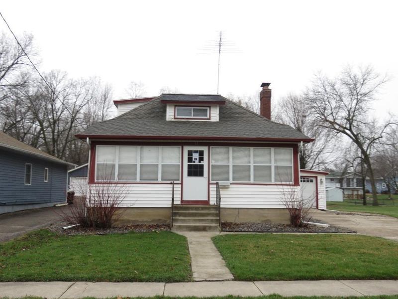 33 Rose Ave N, Maple Lake, MN 55358