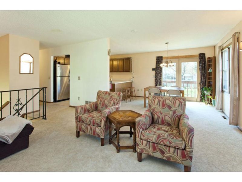 2736 20th Ave E, North Saint Paul, MN 55109