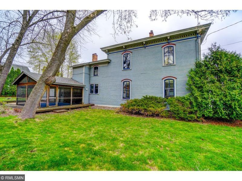 904 3rd St S, Stillwater, MN 55082