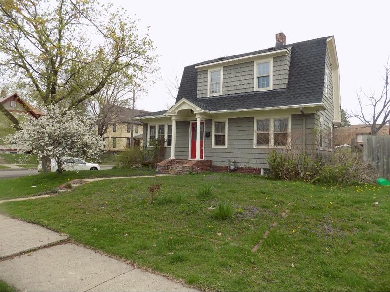 1619 Taylor Ave W, Saint Paul, MN 55104