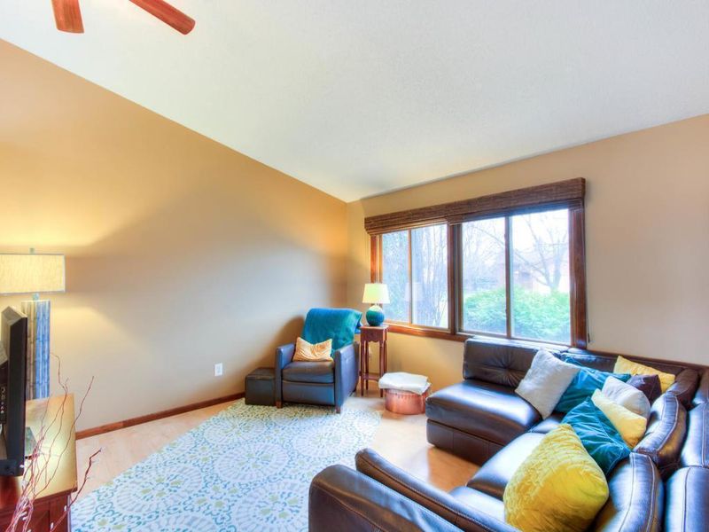 14425 Europa Ave, Apple Valley, MN 55124