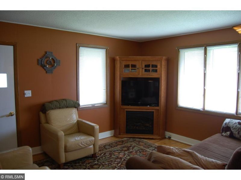 1024 6th Ave SW, Faribault, MN 55021