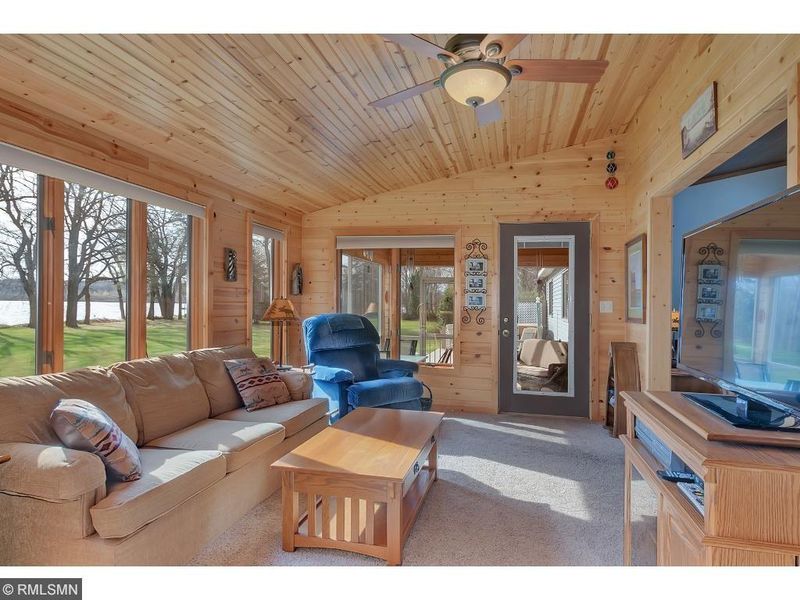10580 W Lake Rd, Rice, MN 56367