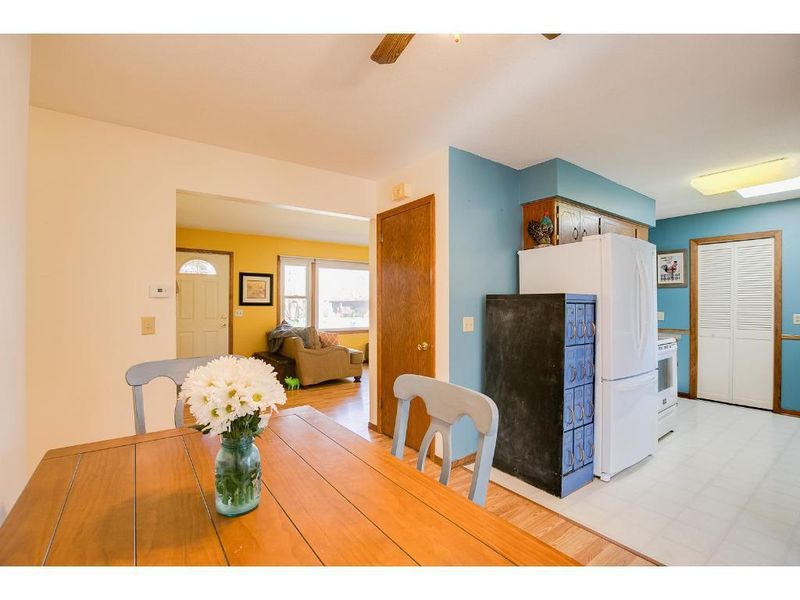 315 Sunrise Ln, Champlin, MN 55316