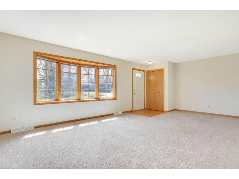 15205 Crystal Dr E, Burnsville, MN 55306