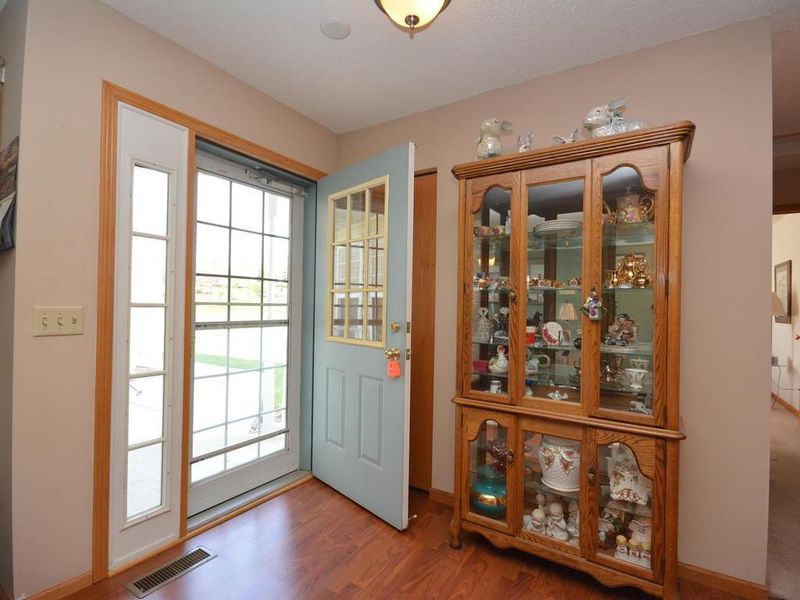 6960 Inverness Ct, Inver Grove Heights, MN 55077