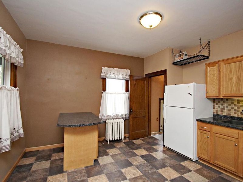 220 6th Ave S, South Saint Paul, MN 55075