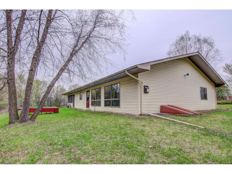 9797 Old Deer Trl N, Stillwater, MN 55082