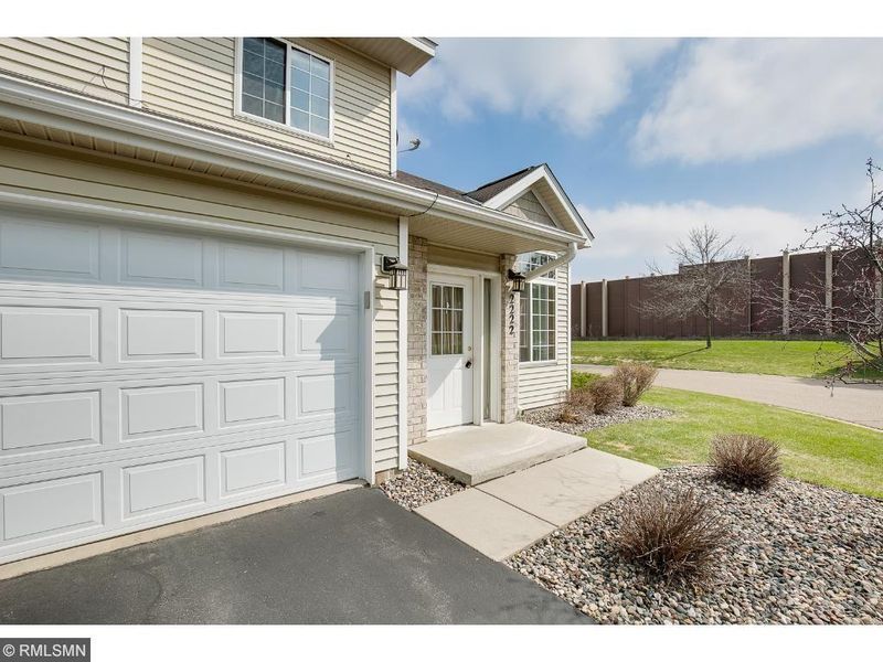2222 Boulder Point, Shakopee, MN 55379