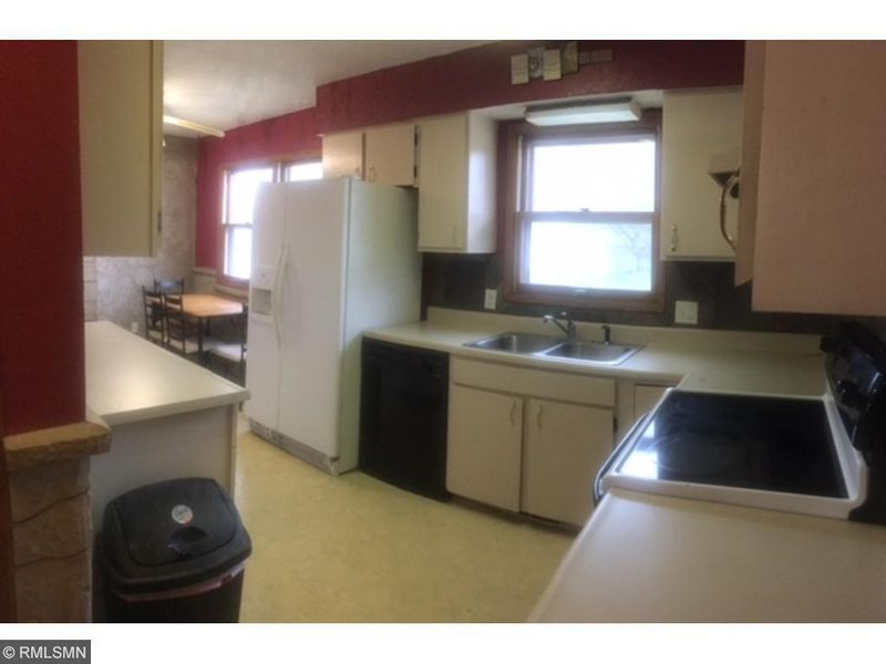 520 6th Ave SE, Waseca, MN 56093