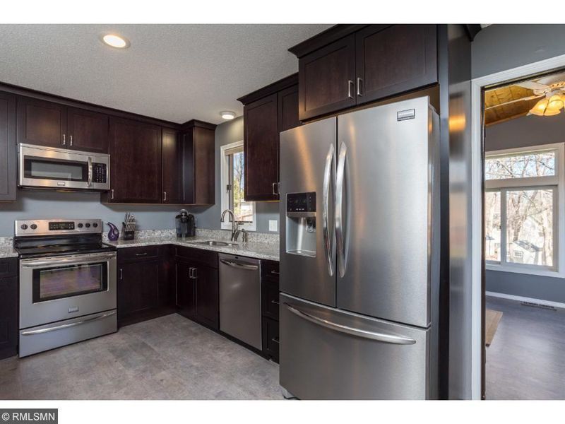 5790 W 135th St, Savage, MN 55378