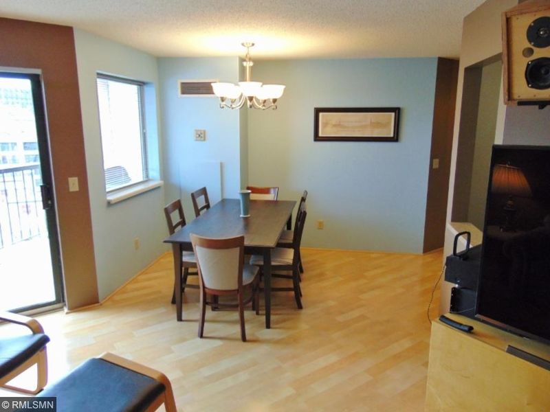 78 10th St E #R1209, Saint Paul, MN 55101