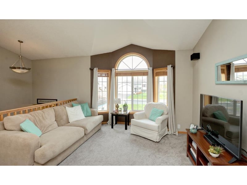 11701 10th St NE, Hanover, MN 55341