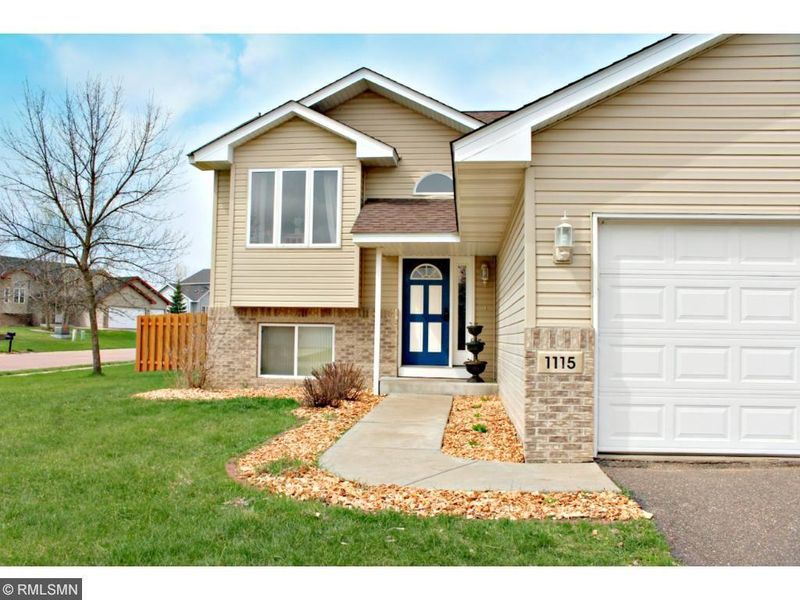 1115 Bison Crossing, Buffalo, MN 55313