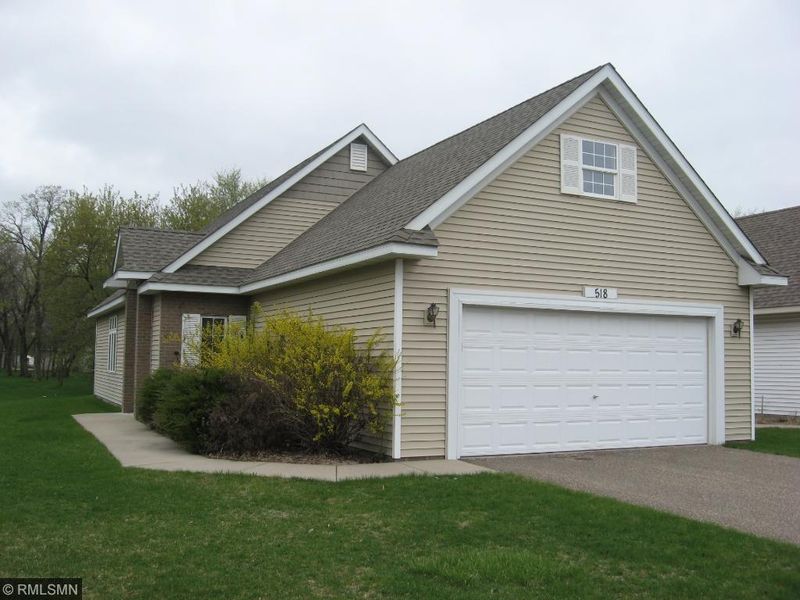518 William St, Big Lake, MN 55309