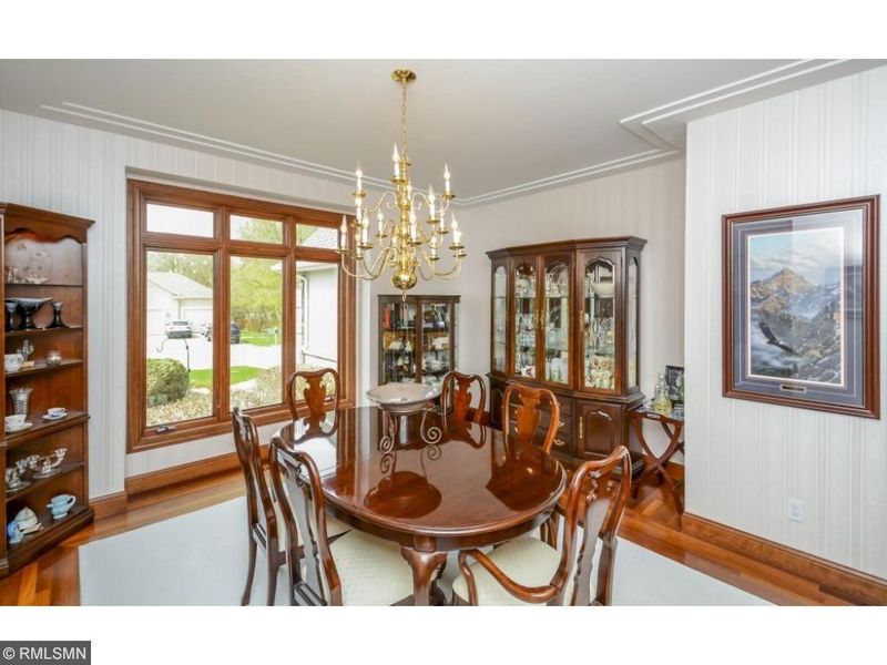 960 Bayside Ln, Minnetrista, MN 55364