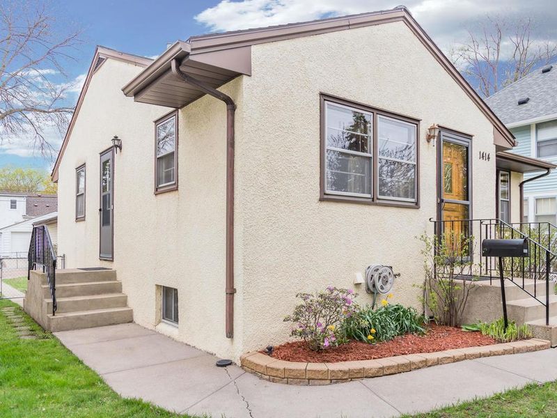 1414 5th Ave S, South Saint Paul, MN 55075