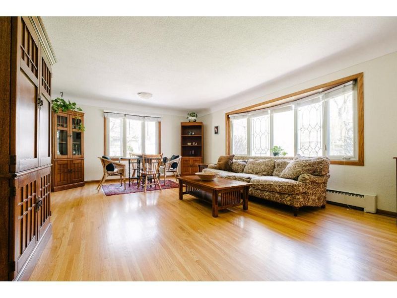 1259 Macarthur Ave, West Saint Paul, MN 55118