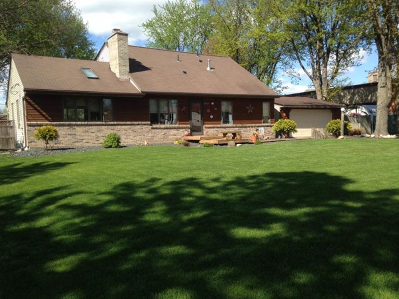 2707 Geranium Ave E, Maplewood, MN 55119