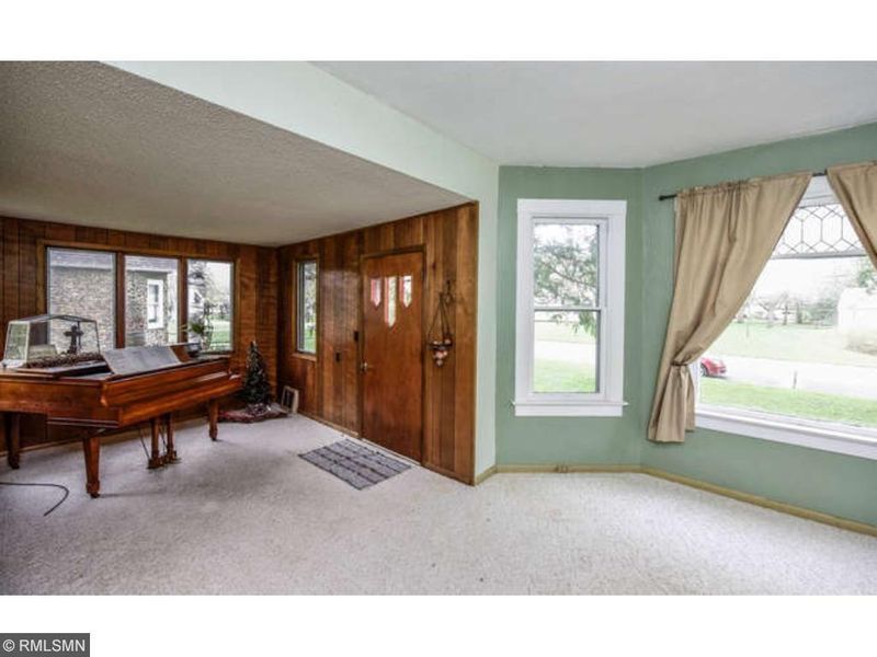 1106 College St, Northfield, MN 55057