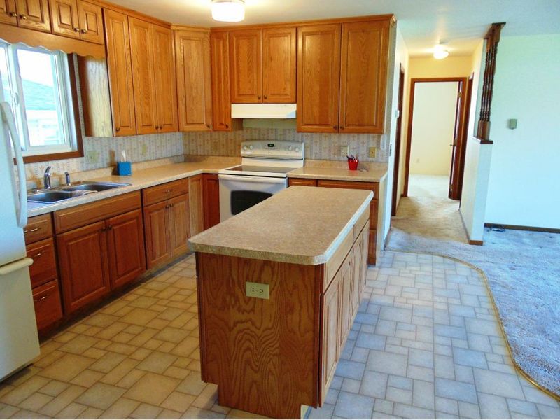 313 Howard Ave S, Amery, WI 54001