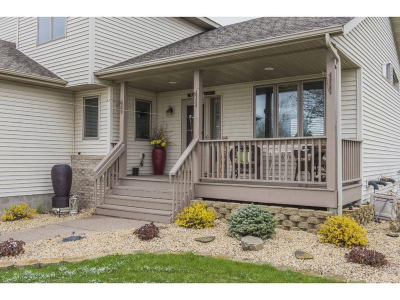 22800 Rachael Dr, Rogers, MN 55374